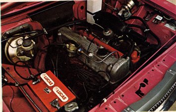 Leyland Australia Six engine bay